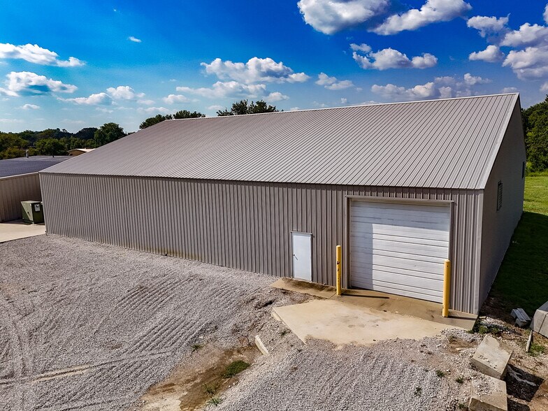 More Photos Of 1600 Park Lane Dr, Trenton Industrial For Sale