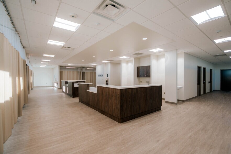 More Photos Of 11880 Physicians dr, El Paso Healthcare For Sale