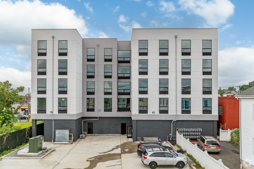 More Photos Of 141-147 Crooks Ave, Paterson Apartments For Lease