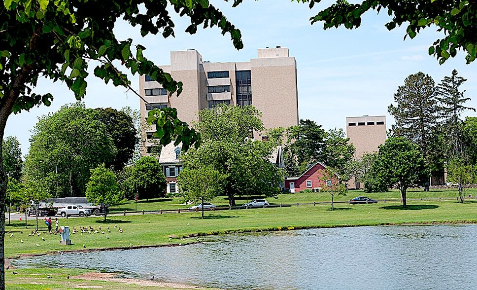 More Photos Of 505 University Ave, Bridgeport Loft Creative Space For Lease