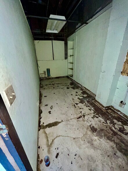 More Photos Of 1524-1526 Solano Ave, Vallejo Storefront For Sale