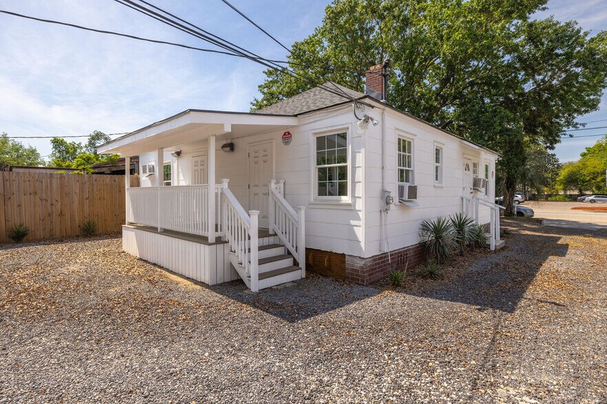 More Photos Of 3956 Rivers Ave, Charleston Office For Sale