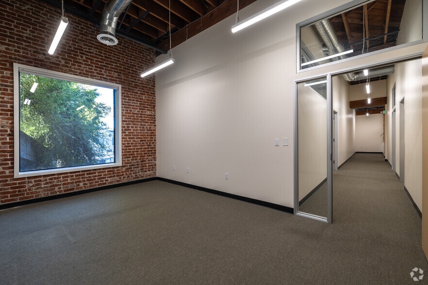 Photo of 3rd Floor Ste 305