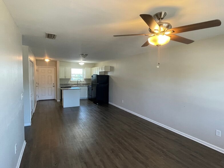 More Photos Of 5820 Hickory St, Panama City Apartments For Sale