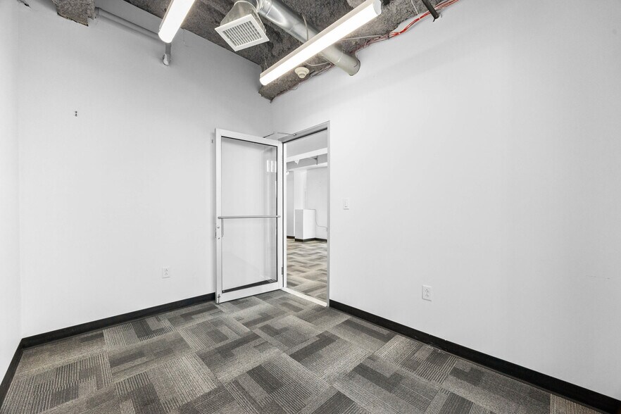 More Photos Of 88-94 Elm St, Rochester Office Residential For Lease