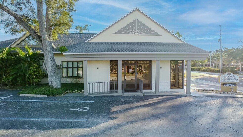 More Photos Of 1201 S Myrtle Ave, Clearwater Medical For Sale
