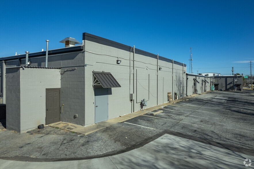 More Photos Of 1178 Woodruff Rd, Greenville Unknown For Lease