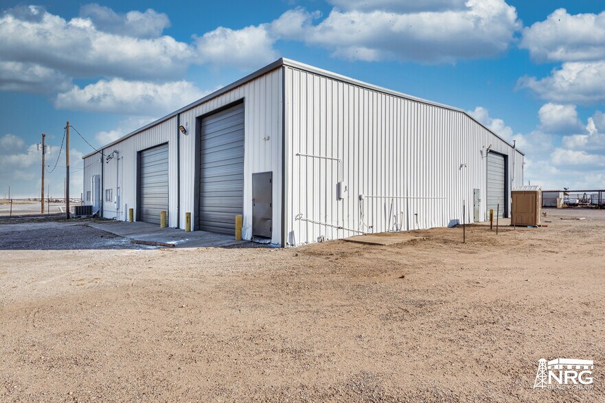 More Photos Of 2690 S County Rd W, Odessa Distribution For Lease
