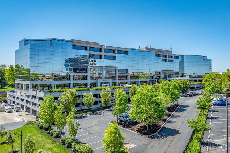 More Photos Of 8044 Montgomery Rd, Cincinnati Coworking Space