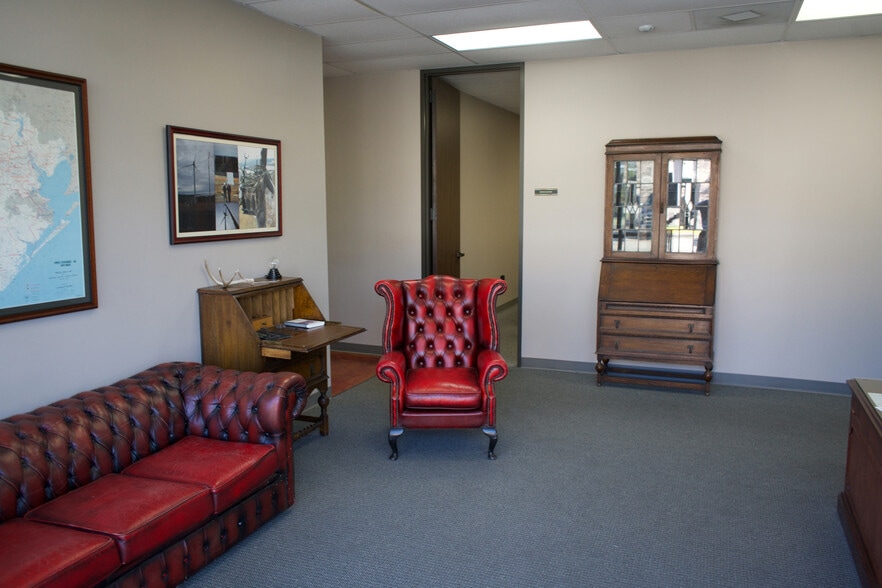 More Photos Of 8717 Humble Westfield Rd, Humble Warehouse For Sale