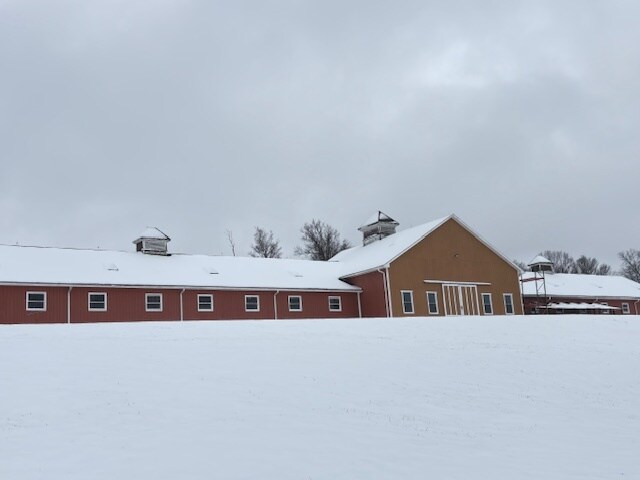 More Photos Of 173 Sarah Wells Trl, Campbell Hall Self Storage For Sale