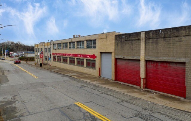 More Photos Of 6640 Frankstown Ave, Pittsburgh Warehouse For Sale
