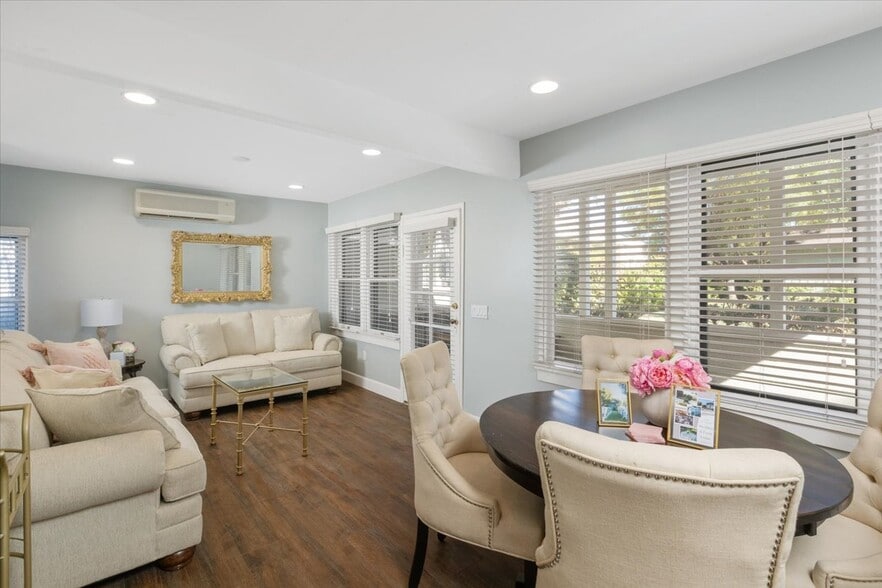 More Photos Of 136-140 W 3rd Ave, Escondido Office For Sale