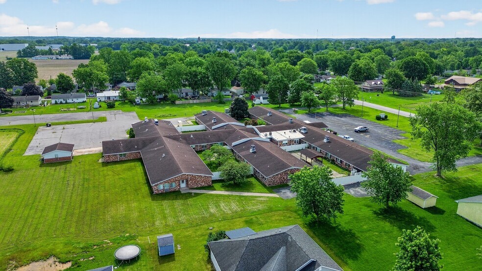 More Photos Of 1529 W Lancaster St, Bluffton Rehabilitation Center For Sale
