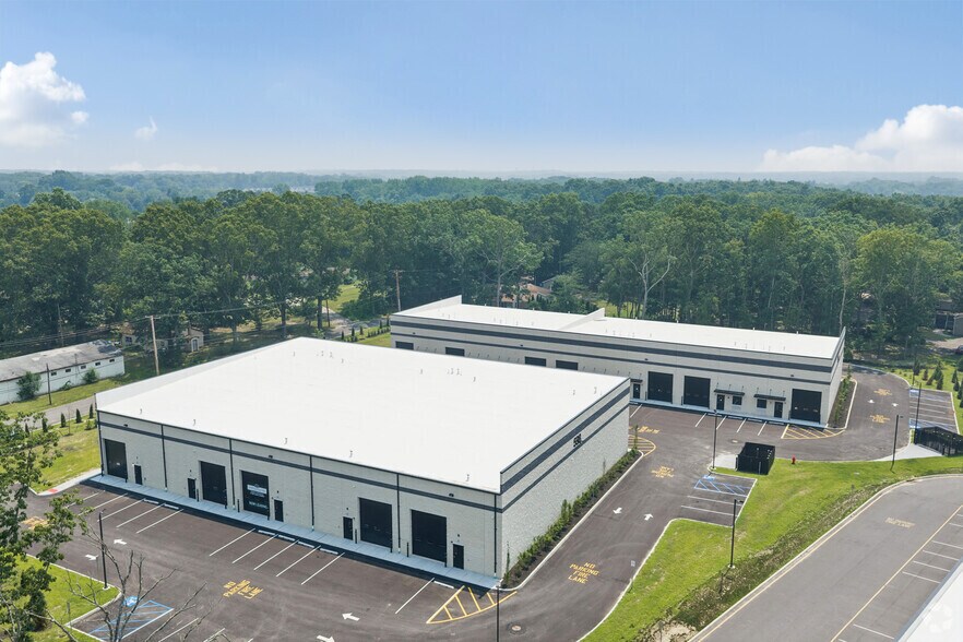 More Photos Of 596 Challenger Way, Jackson Warehouse For Lease