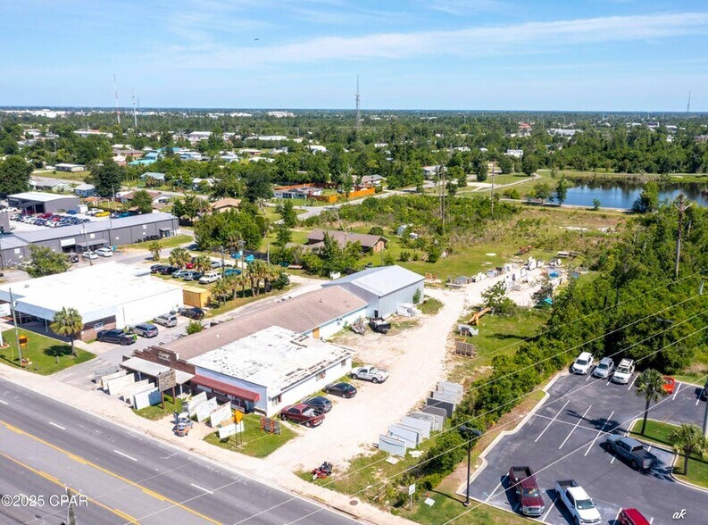 More Photos Of 2515 E 15th St, Panama City Freestanding For Sale