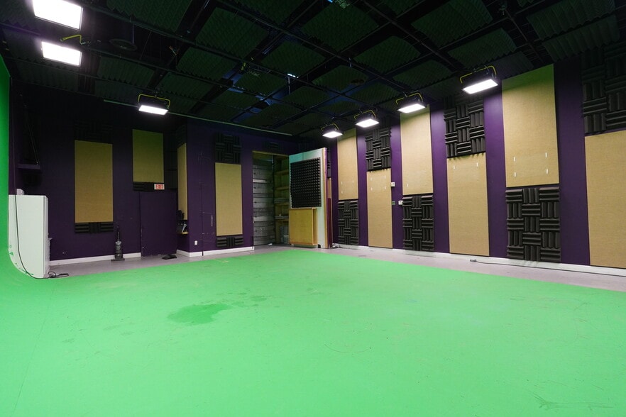 More Photos Of 20841 Johnson St, Pembroke Pines Warehouse For Lease