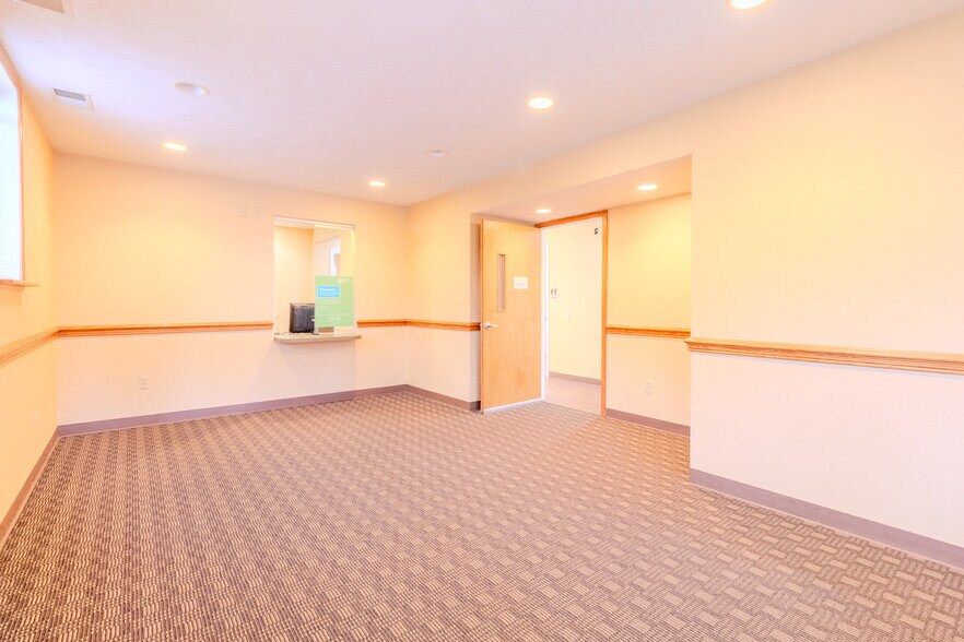 More Photos Of 1600 Wildlife Lodge Rd, Lower Burrell Medical For Lease