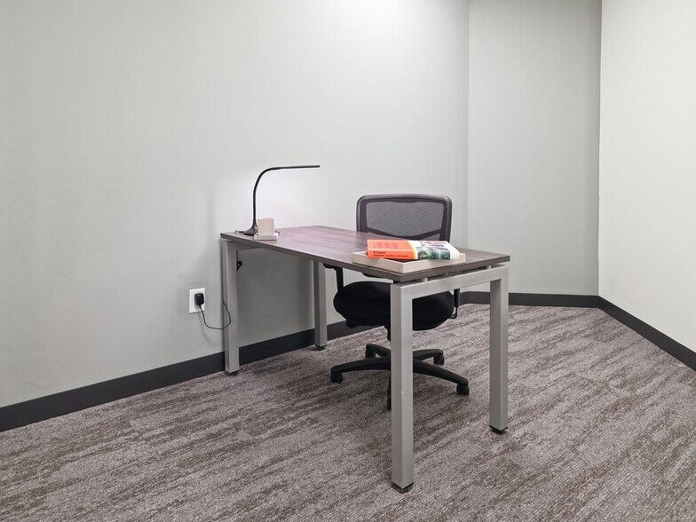 More Photos Of 4211 Cedar Springs Rd, Dallas Office Residential For Lease