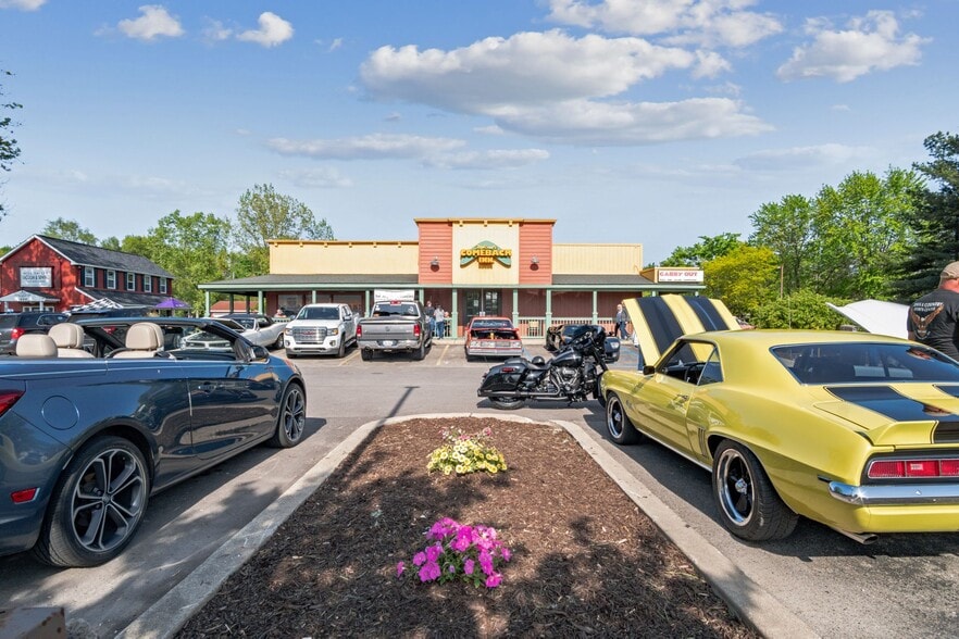 More Photos Of 1415-1427 S Milford Rd, Highland Unknown For Lease