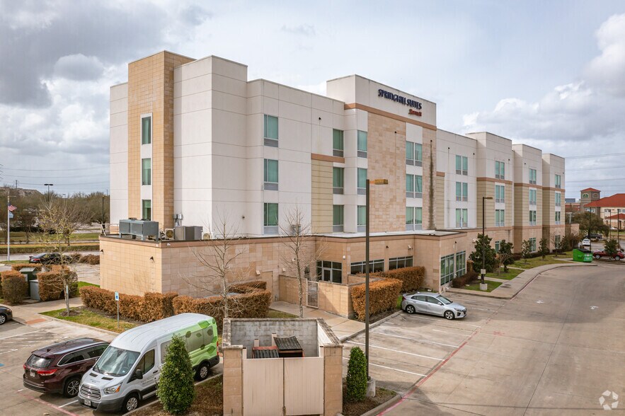 More Photos Of 5851 Rogerdale Rd, Houston Hotel For Sale