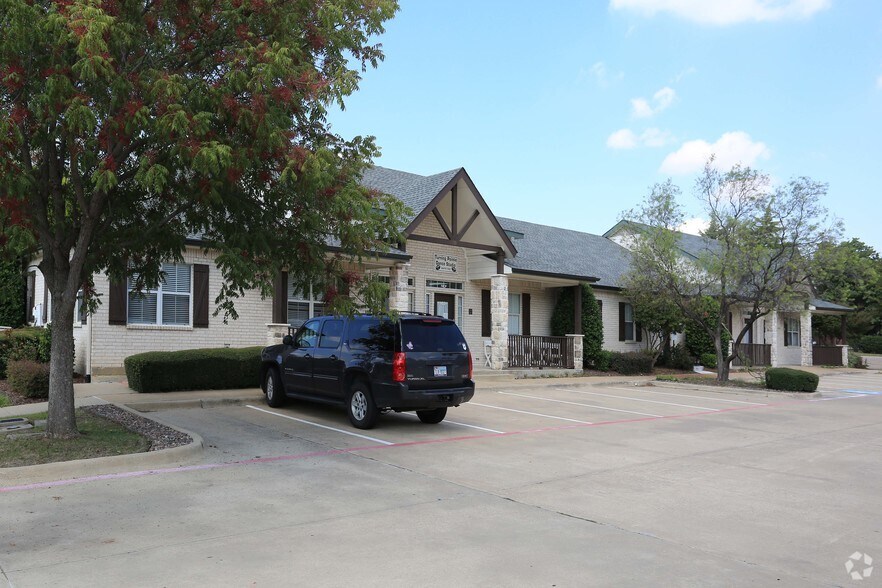 More Photos Of 2613 Sagebrush Dr, Flower Mound Medical For Lease