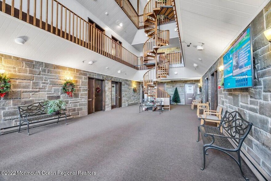 More Photos Of 445 Brick Blvd, Brick Medical For Lease