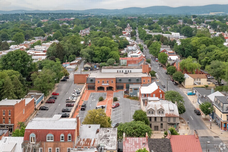 More Photos Of 331 N Market St, Frederick General Retail For Sale