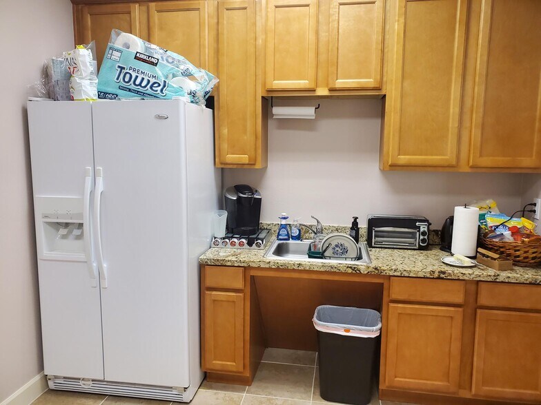 More Photos Of 2219 Sawdust Rd, The Woodlands Medical For Sale