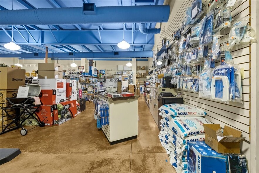 More Photos Of 3684 Tampa Rd, Oldsmar Storefront Retail Office For Sale