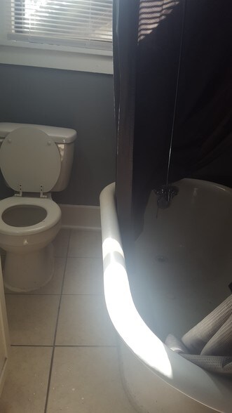 More Photos Of 810 Classen Blvd, Norman Apartments For Sale