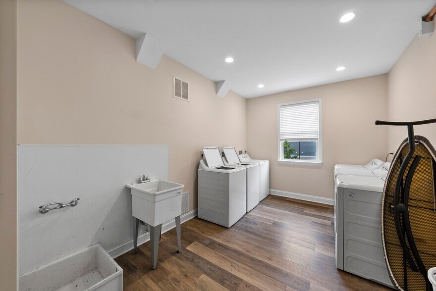 More Photos Of , Ewing Unknown For Sale