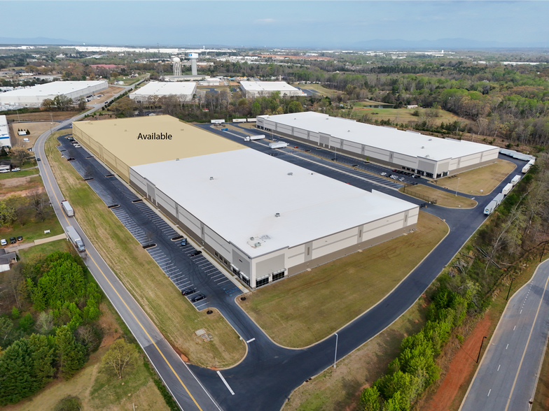 Primary Photo Of 423 Apple Valley Rd, Duncan Distribution For Lease