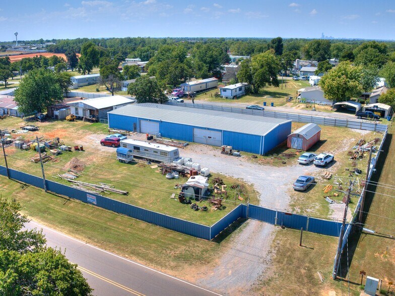 More Photos Of 3025 Westminster Rd, Nicoma Park Light Manufacturing For Sale