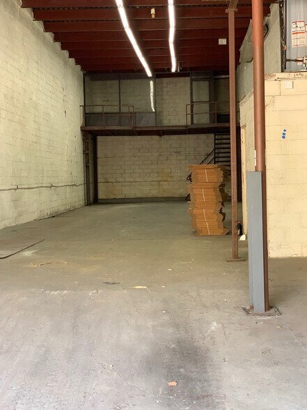 More Photos Of 20 Steuben St, Brooklyn Industrial For Lease
