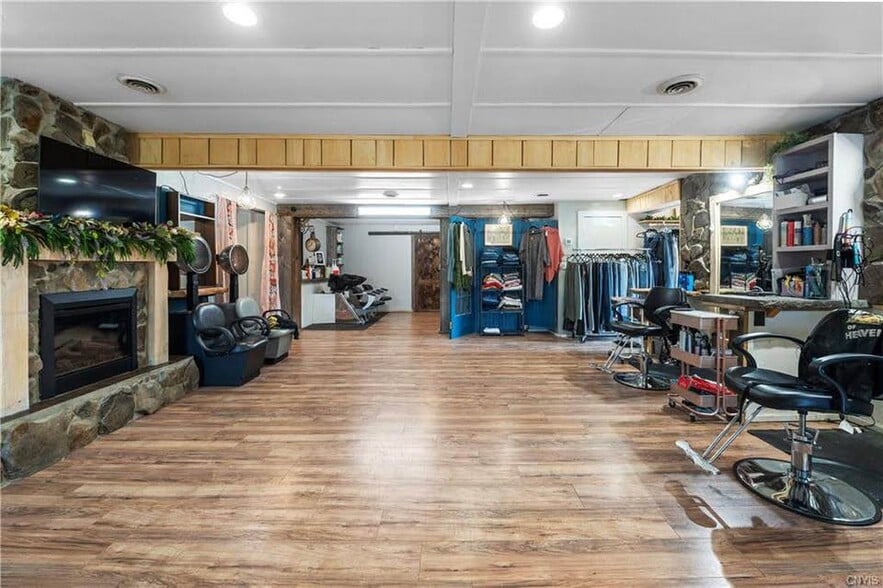 More Photos Of 2624 County Route 2, Richland Freestanding For Sale