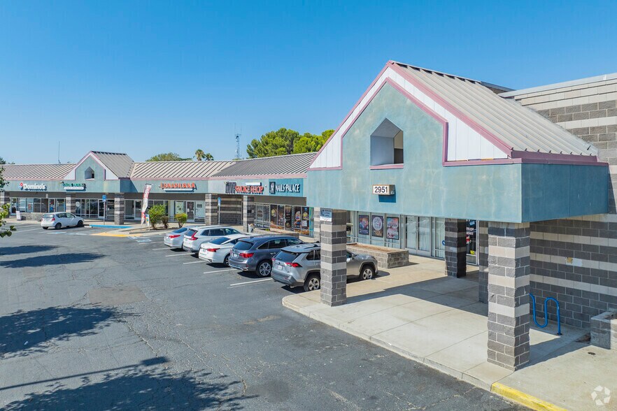 More Photos Of 3033 Harbor St, Pittsburg Unknown For Lease