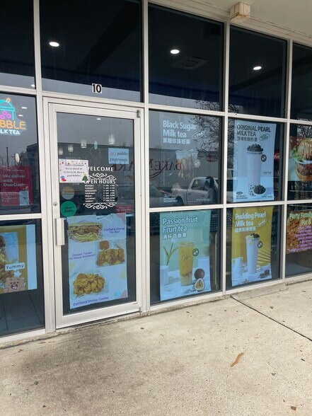 More Photos Of 5810 Main St, Zachary Unknown For Lease