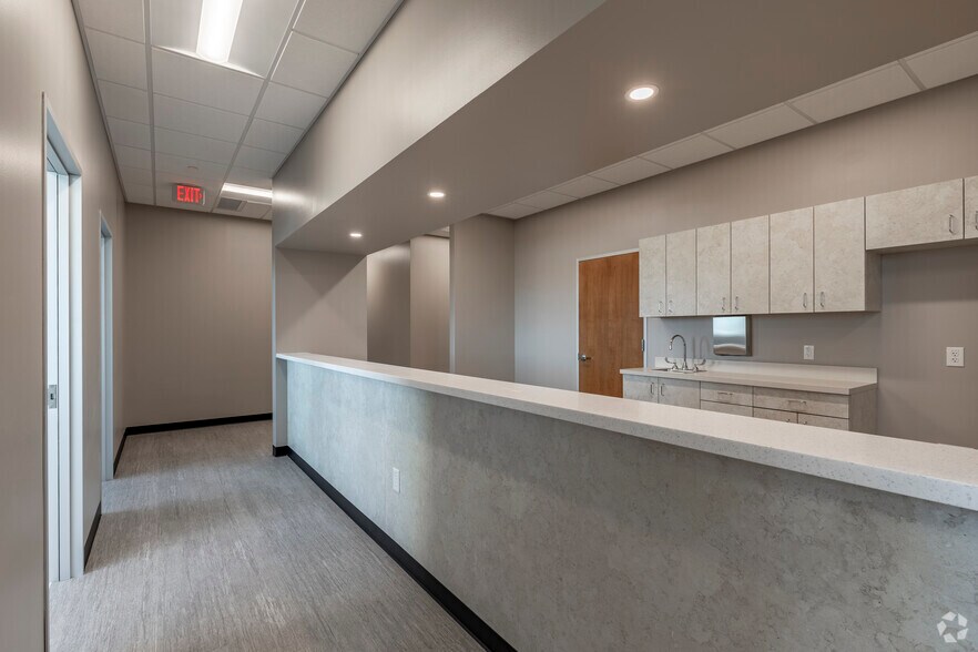 More Photos Of 1180 Seton Pky, Kyle Medical For Lease