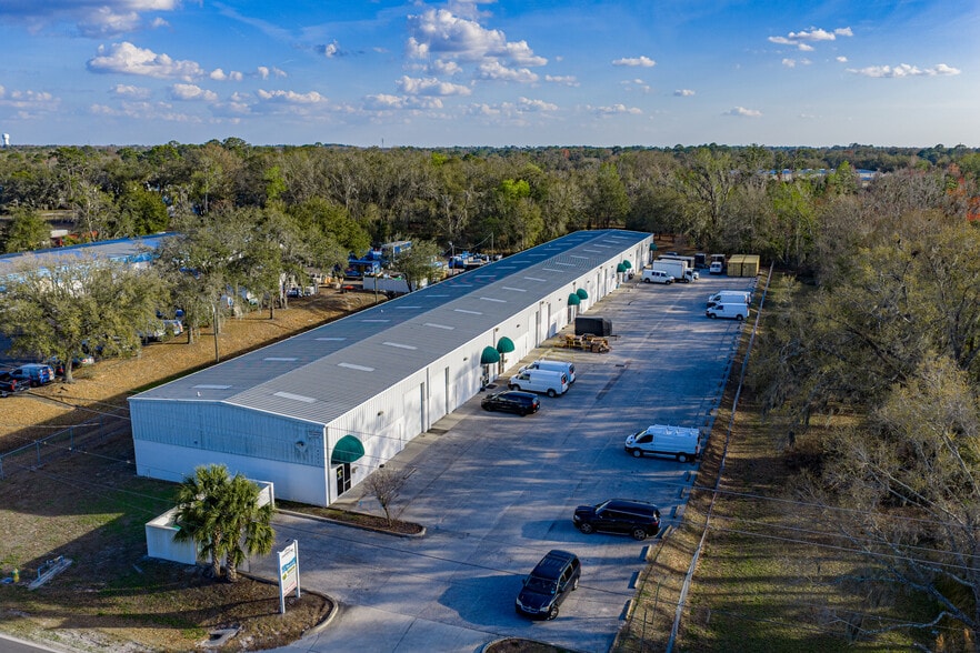 More Photos Of 2711 Airport Rd, Plant City Industrial For Sale