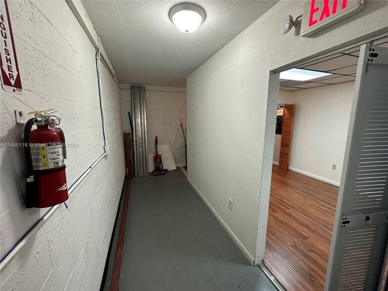 More Photos Of 6187 NW 167th St, Miami Lakes Office For Sale
