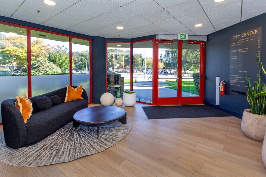 More Photos Of 1701 Novato Blvd, Novato Office For Lease