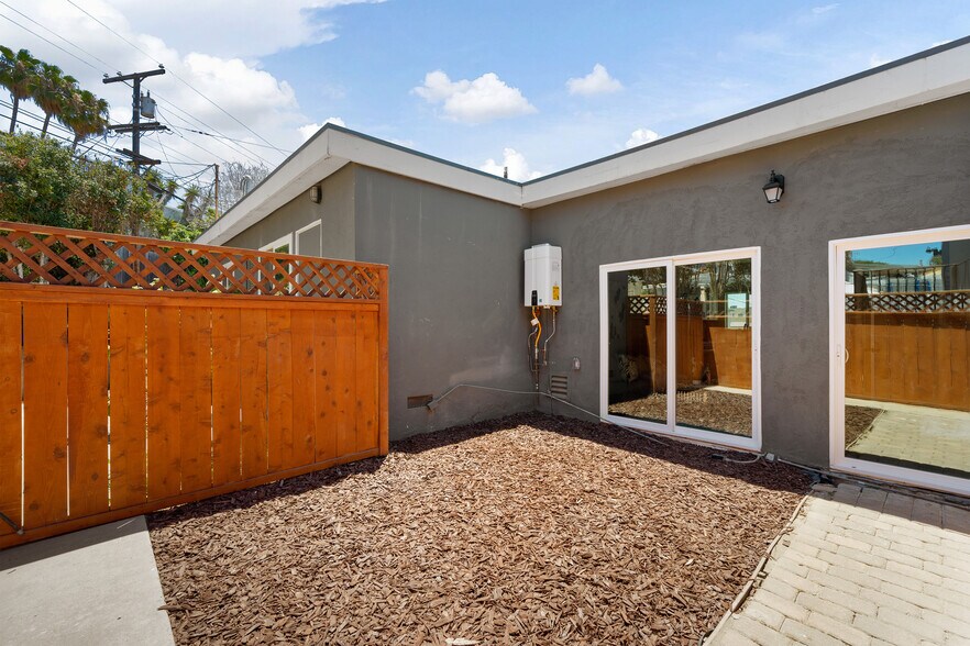 More Photos Of 4924-4926 Iroquois Ave, San Diego Specialty For Sale