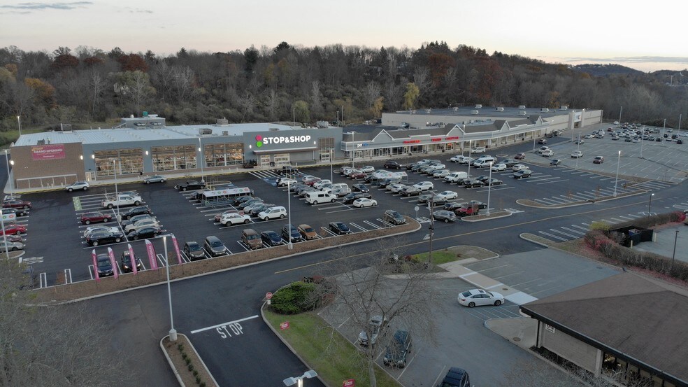 More Photos Of 987 Route 6, Mahopac Unknown For Lease