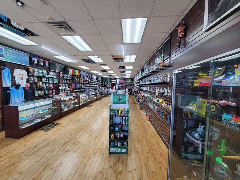 More Photos Of 1199 Highway 31 NW, Hartselle General Retail For Sale