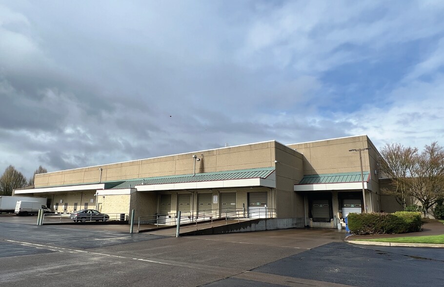 More Photos Of 3500 Chad Dr, Eugene Light Manufacturing For Lease