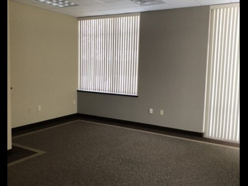 More Photos Of 3949 Forest Pky, North Tonawanda Medical For Lease