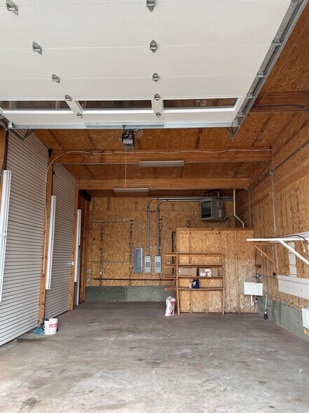 More Photos Of 1801 E Airport Rd, Blackfoot Freestanding For Lease