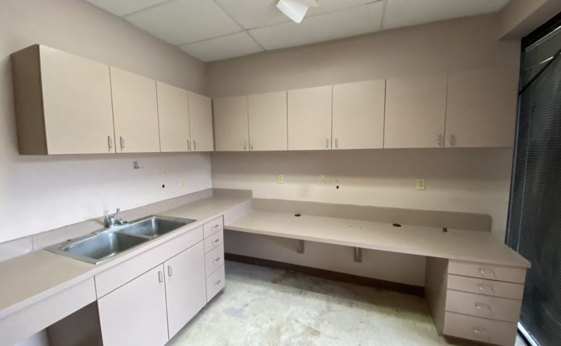 More Photos Of 2004 Fox Dr, Champaign Medical For Lease