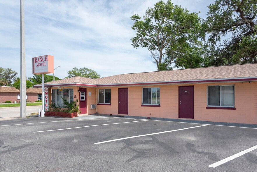 More Photos Of 1028 Ridgewood Ave, Daytona Beach Hospitality For Sale